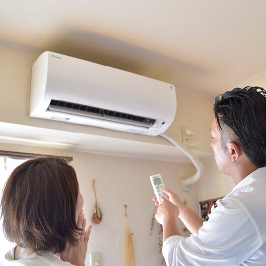 年式2017年！高機能エアコン！6畳用お掃除！愛知県名古屋市周辺 
